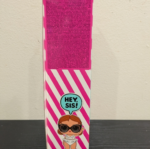 L.O.L. Surprise! Coastal Q.T. Doll with Brown Hair and Blue Eyes - Picture 5 of 9